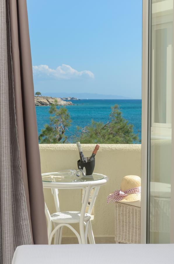 Angel Suites Agia Anna  Esterno foto
